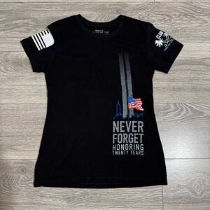Grunt Style Kids Black Patriotic Twin Towers Crew Neck T-Shirt Size M